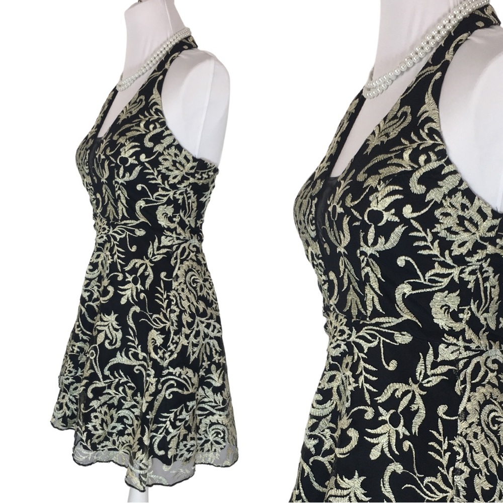 Windsor Halter Black Gold Embroider Open Back Fit n Flare Mini Dress sizE 3 - Picture 2 of 12